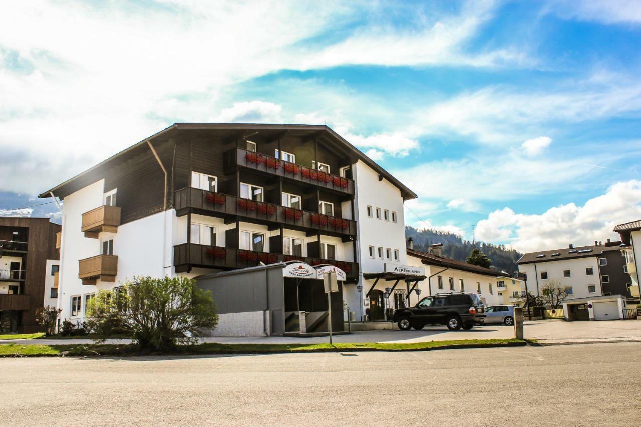 Hotel Alpenland Wattens Eksteriør billede
